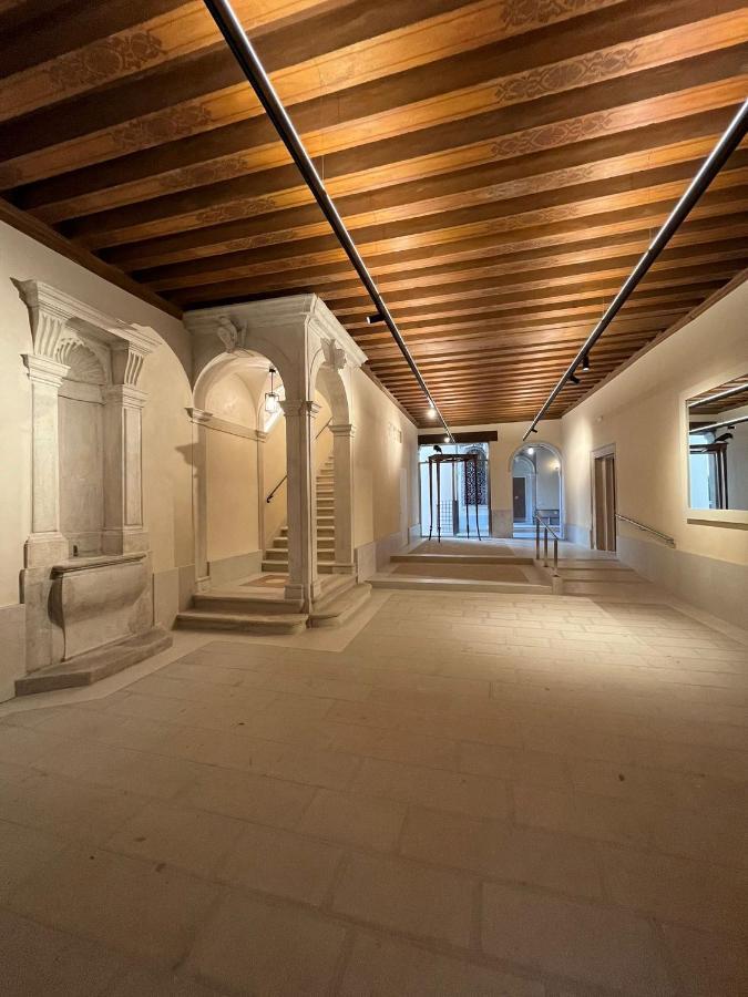 Апартаменти Immobiliare Nk Palazzo Bonvicini Венеція Екстер'єр фото