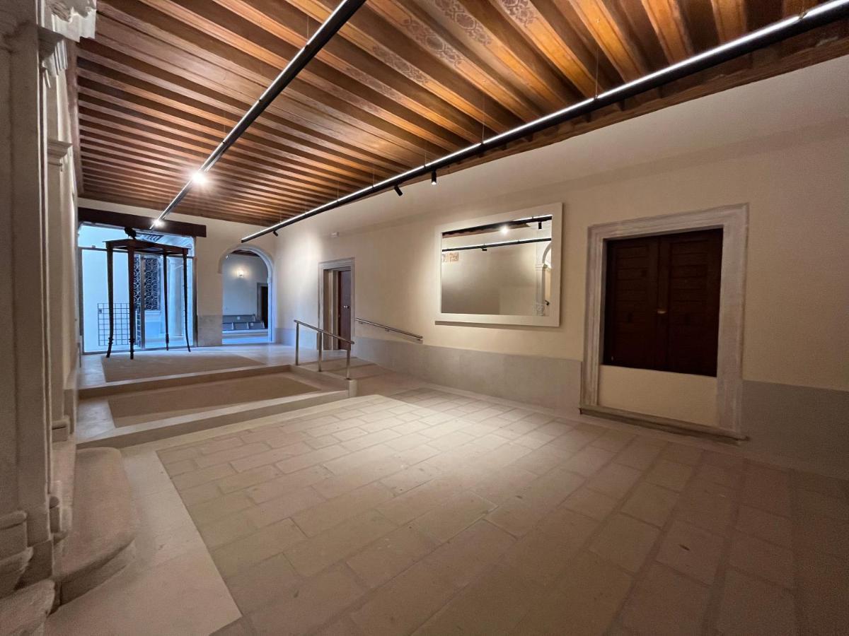 Апартаменти Immobiliare Nk Palazzo Bonvicini Венеція Екстер'єр фото